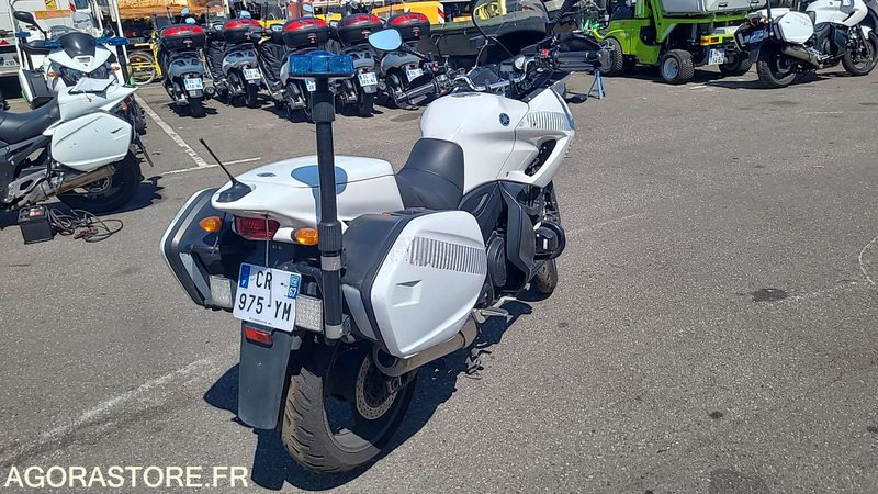 CR 975 YM - YAMAHA TDM900 - 2013 - 72231KM - Motocicleta: foto 3 CR 975 YM - YAMAHA TDM900 - 2013 - 72231KM - Motocicleta: foto 3