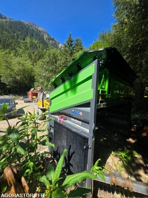 CRIBLE VIBRANT ELECTRIQUE CZ SCREEN MS3050 2024 - Cribadora: foto 2 CRIBLE VIBRANT ELECTRIQUE CZ SCREEN MS3050 2024 - Cribadora: foto 2