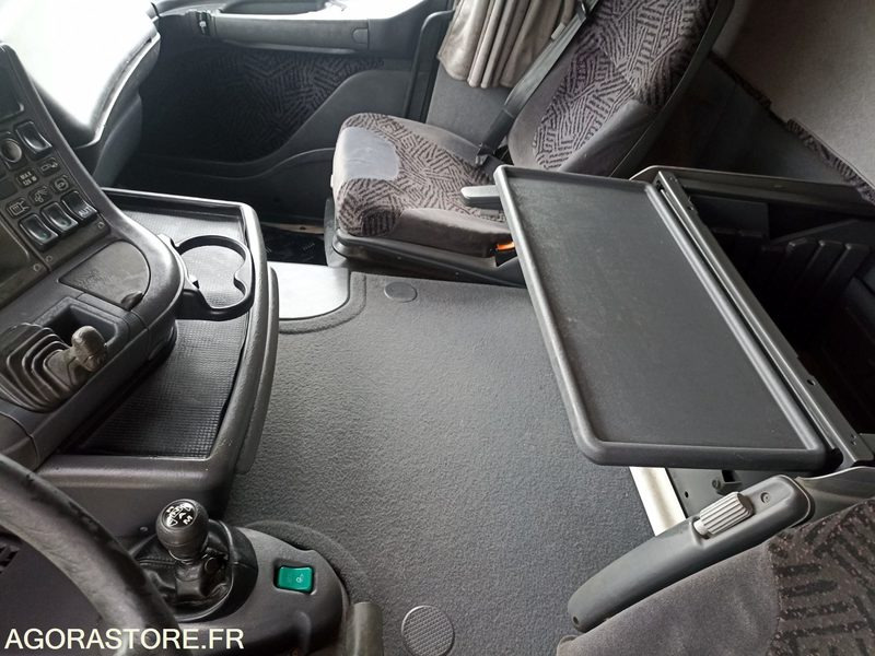 Cabeza tractora Scania 124l 2003 789689km: foto 18