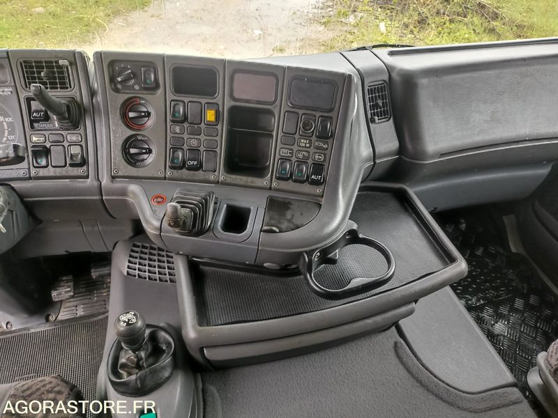 Cabeza tractora Scania 124l 2003 789689km: foto 15