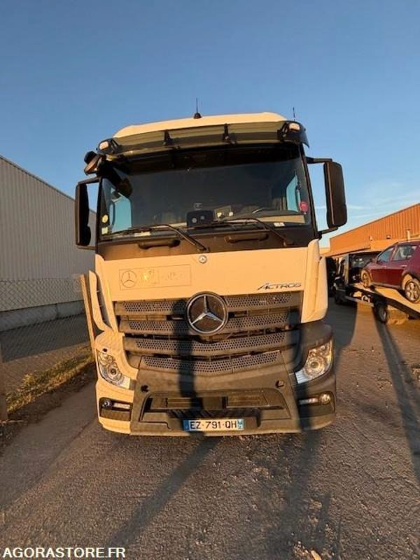 TRACTEUR 4X2 MERCEDES ACTROS 1845 2018 385 000 KM + BENNE ALUMINIUM SHMITZ 2016 - Cabeza tractora: foto 2 TRACTEUR 4X2 MERCEDES ACTROS 1845 2018 385 000 KM + BENNE ALUMINIUM SHMITZ 2016 - Cabeza tractora: foto 2