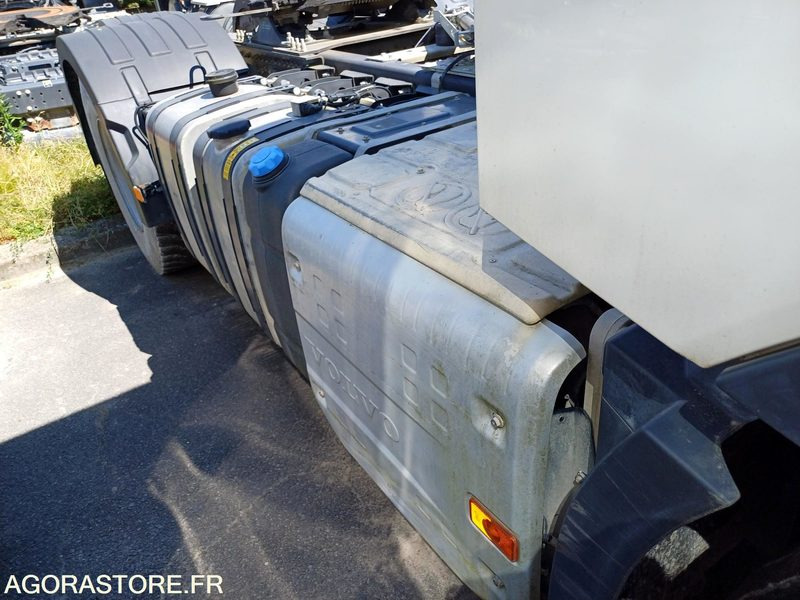 Volvo FH460 (GNL) - 2019 / 158140 KM (FH-777-FX) - Cabeza tractora: foto 3 Volvo FH460 (GNL) - 2019 / 158140 KM (FH-777-FX) - Cabeza tractora: foto 3