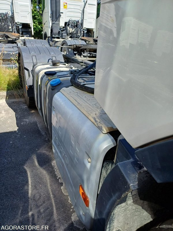 Volvo FH460 (GNL) - 2019 / 166758 KM (FJ-112-QZ) - Cabeza tractora: foto 3 Volvo FH460 (GNL) - 2019 / 166758 KM (FJ-112-QZ) - Cabeza tractora: foto 3