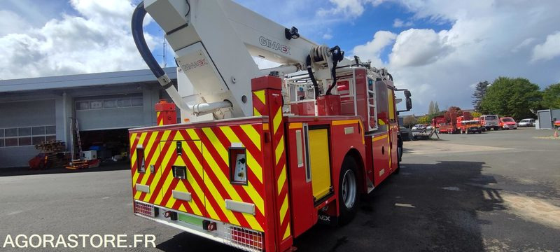 BEA EGI 280 TBI / IVECO 180 E 30 - Camión: foto 3 BEA EGI 280 TBI / IVECO 180 E 30 - Camión: foto 3