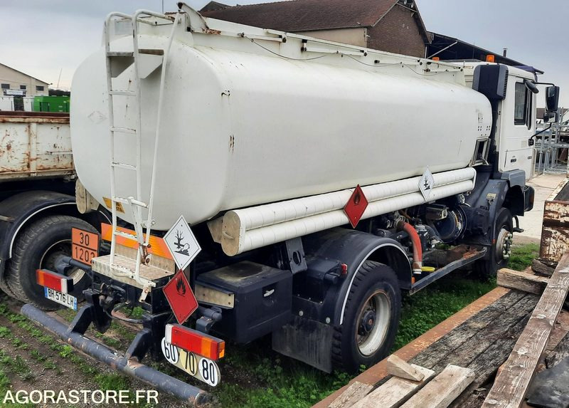 CAMION CITERNE 4x4 - MAN 19.343 - 524 755 KM (P2101604) - Camión: foto 5 CAMION CITERNE 4x4 - MAN 19.343 - 524 755 KM (P2101604) - Camión: foto 5