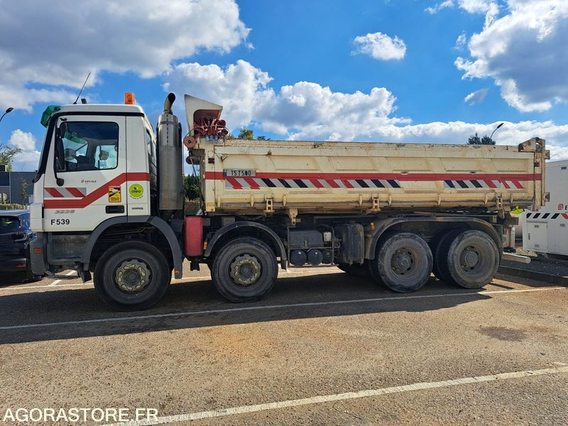 Camion 8x4 Actros Mercedes - 1995 - 463089kms - MF539 - Camión: foto 3 Camion 8x4 Actros Mercedes - 1995 - 463089kms - MF539 - Camión: foto 3