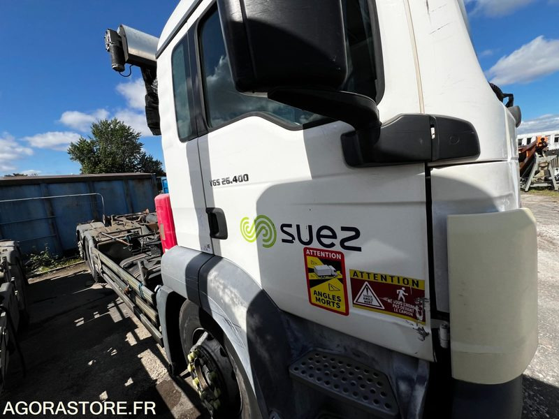 MAN 26T/BRAS - CQ053LY - 2013 / 479 380 KM - Camión: foto 2 MAN 26T/BRAS - CQ053LY - 2013 / 479 380 KM - Camión: foto 2