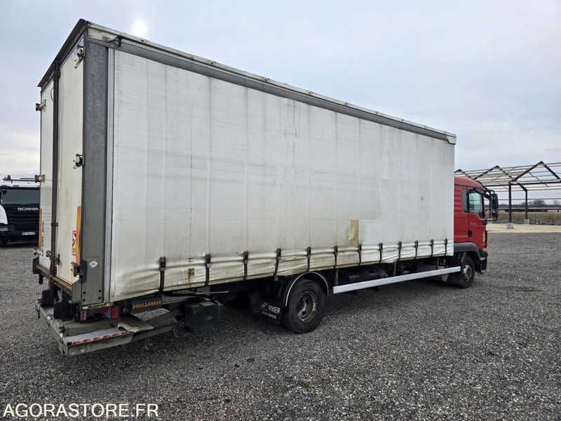 MAN TGL 12.250 - 2012 - 697000km - Camion Ridelles Coulissantes - Camión: foto 3 MAN TGL 12.250 - 2012 - 697000km - Camion Ridelles Coulissantes - Camión: foto 3