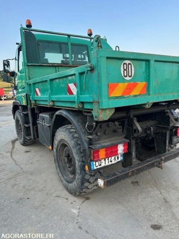 MERCEDES UNIMOG U300C VERSION COMMUNALE 2003 38210 KM - Camión: foto 2 MERCEDES UNIMOG U300C VERSION COMMUNALE 2003 38210 KM - Camión: foto 2