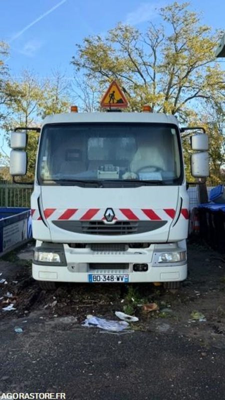 RENAULT MIDLUM BEN/AMO AVEC SALEUSE - Camión: foto 1 RENAULT MIDLUM BEN/AMO AVEC SALEUSE - Camión: foto 1
