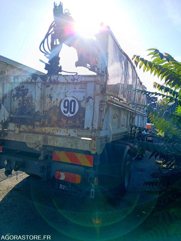 Renault Midlum benne 1063 YR 42 - Camión: foto 3 Renault Midlum benne 1063 YR 42 - Camión: foto 3