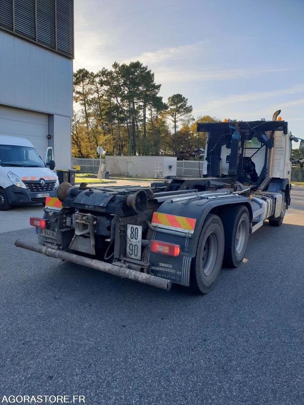 VOLVO FMX POLYBENNE AVEC BRAS DE LEVAGE EURO 6 - 2015 - 227924km - Camión: foto 5 VOLVO FMX POLYBENNE AVEC BRAS DE LEVAGE EURO 6 - 2015 - 227924km - Camión: foto 5