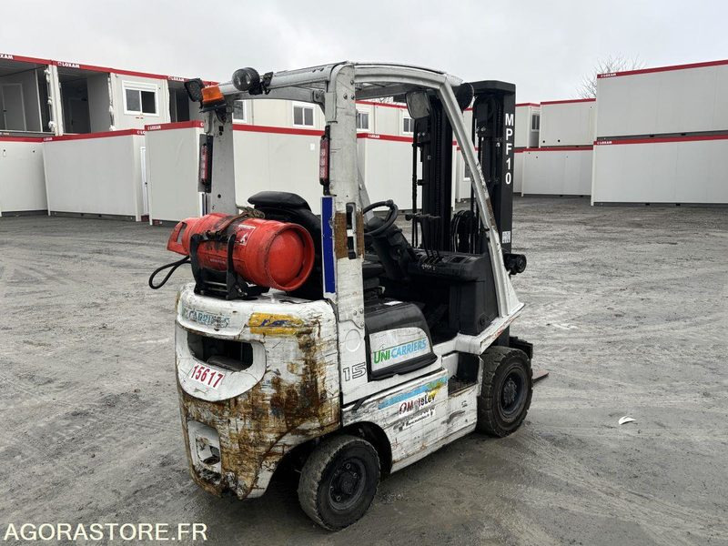 Chariot élévateur NISSAN GAZ 1.5T type P1D1A15LQ - Carretilla elevadora de gas: foto 4 Chariot élévateur NISSAN GAZ 1.5T type P1D1A15LQ - Carretilla elevadora de gas: foto 4