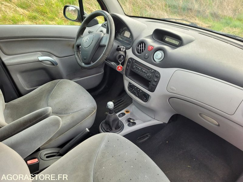 Citroën C3 1.4hdi 90 ch - Coche: foto 5 Citroën C3 1.4hdi 90 ch - Coche: foto 5