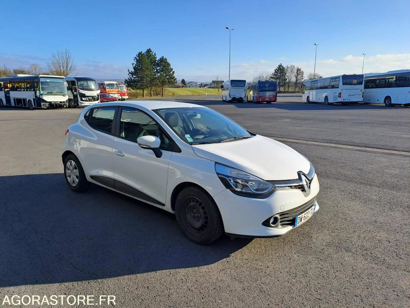 Clio IV 1.5 DCI de 2015 - Coche: foto 1 Clio IV 1.5 DCI de 2015 - Coche: foto 1