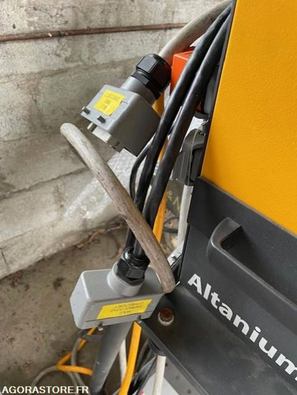 Controleur de moules ALTANIUM HUSKY - Herramienta/ Equipo: foto 3 Controleur de moules ALTANIUM HUSKY - Herramienta/ Equipo: foto 3