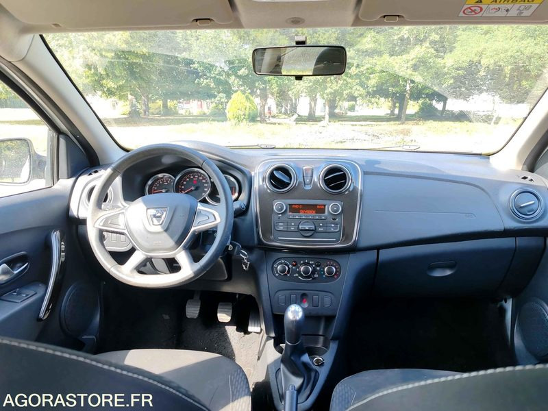 DACIA SANDERO - 45500km - année 2020 - Coche: foto 3 DACIA SANDERO - 45500km - année 2020 - Coche: foto 3