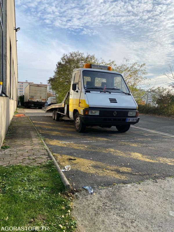 DEPANNEUSE RENAULT 187000 KM - Furgoneta basculante: foto 3 DEPANNEUSE RENAULT 187000 KM - Furgoneta basculante: foto 3