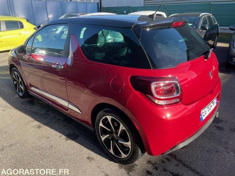 DS3SOCHIC PT 110cv. 11/2016. 107150 KM - Coche: foto 3 DS3SOCHIC PT 110cv. 11/2016. 107150 KM - Coche: foto 3