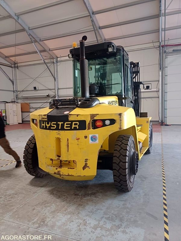 ELEVATEUR GAZ HYSTER 9.00 2011 16000 HEURES - Carretilla elevadora de gas: foto 3 ELEVATEUR GAZ HYSTER 9.00 2011 16000 HEURES - Carretilla elevadora de gas: foto 3