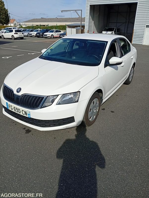 FG-690-CN - Roulant - SKODA OCTAVIA - VP - 401 800 Kms - Coche: foto 1 FG-690-CN - Roulant - SKODA OCTAVIA - VP - 401 800 Kms - Coche: foto 1