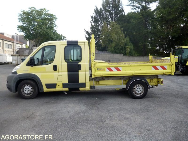 FIAT DUCATO 2.3 JTD 120 BBDC - Furgón: foto 2 FIAT DUCATO 2.3 JTD 120 BBDC - Furgón: foto 2