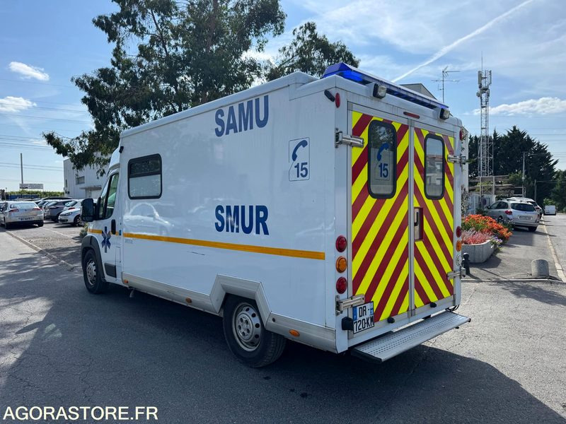 FIAT DUCATO SAMU / AMBULANCE - 2009 - 240 000 KM - Ambulancia: foto 5 FIAT DUCATO SAMU / AMBULANCE - 2009 - 240 000 KM - Ambulancia: foto 5
