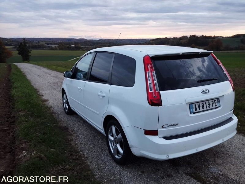 FORD C-MAX 1.8 TDCI - 169000 KILOMETRES - ANNÉE 2010 - Coche: foto 4 FORD C-MAX 1.8 TDCI - 169000 KILOMETRES - ANNÉE 2010 - Coche: foto 4