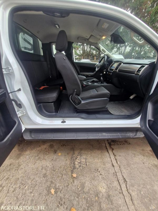 FORD RANGER 2.0 ECOBLUE 4×4 170 CV 136670 KMS - Pick-up: foto 5 FORD RANGER 2.0 ECOBLUE 4×4 170 CV 136670 KMS - Pick-up: foto 5