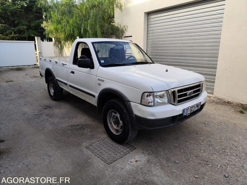 FORD RANGER 2.5 TD 4WD PICKUP 109CV - 2005 - 196000KMS - Pick-up: foto 1 FORD RANGER 2.5 TD 4WD PICKUP 109CV - 2005 - 196000KMS - Pick-up: foto 1
