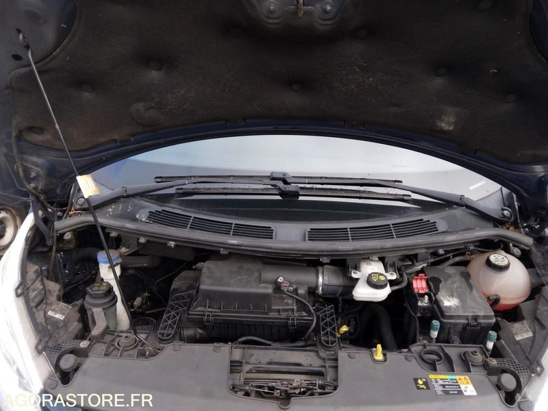 FORD - TRANSIT - Non roulant - 2015 (202 500km) - Minibús, Furgoneta de pasajeros: foto 4 FORD - TRANSIT - Non roulant - 2015 (202 500km) - Minibús, Furgoneta de pasajeros: foto 4