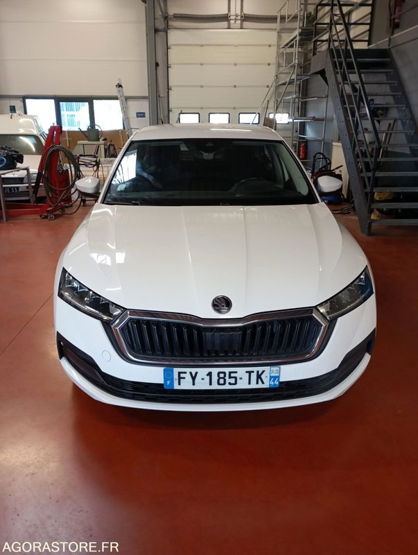 FY-185-TK - Non Roulant - PP - SKODA OCTAVIA - VP - 220 708 Kms - Coche: foto 3 FY-185-TK - Non Roulant - PP - SKODA OCTAVIA - VP - 220 708 Kms - Coche: foto 3
