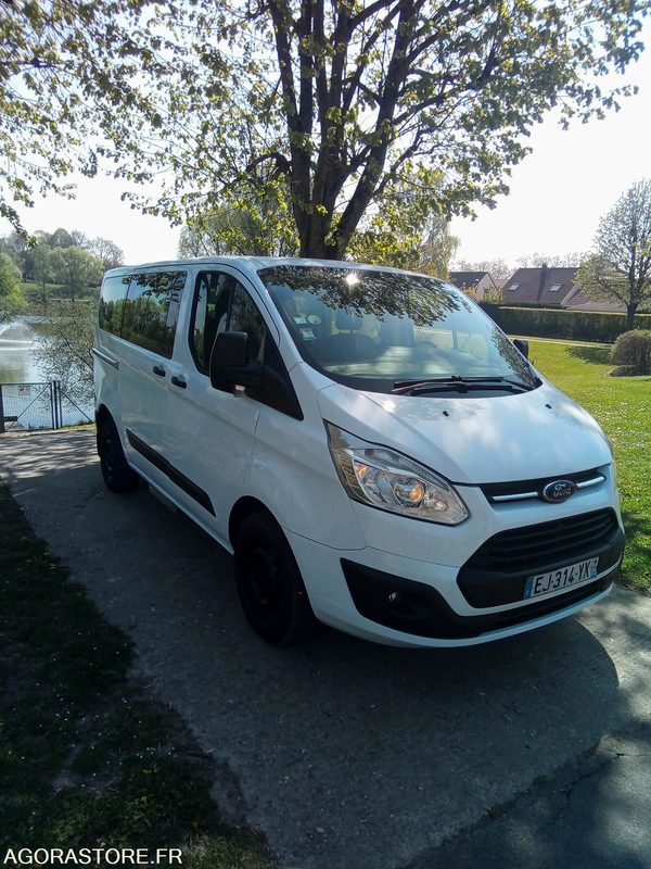 Ford custom kombi. 8 places 215960 - Coche: foto 4 Ford custom kombi. 8 places 215960 - Coche: foto 4