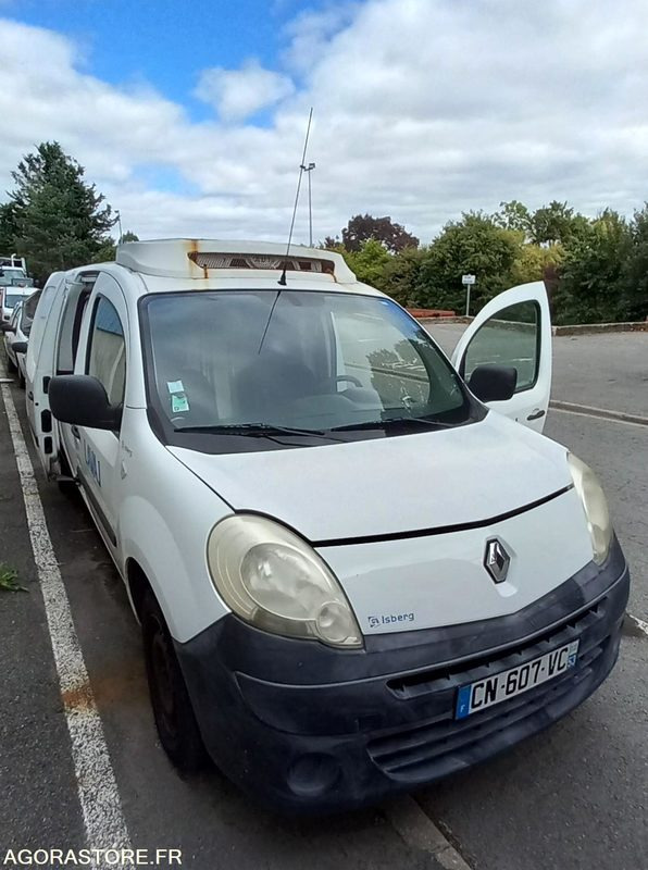 Fourgonnette frigorifique - RENAULT CN607VC - Furgoneta pequeña: foto 1 Fourgonnette frigorifique - RENAULT CN607VC - Furgoneta pequeña: foto 1