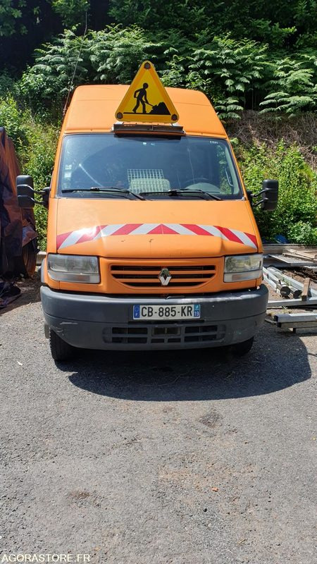 RENAULT MASCOTT E1241 - 246967kms - 2002 - Furgoneta: foto 4 RENAULT MASCOTT E1241 - 246967kms - 2002 - Furgoneta: foto 4