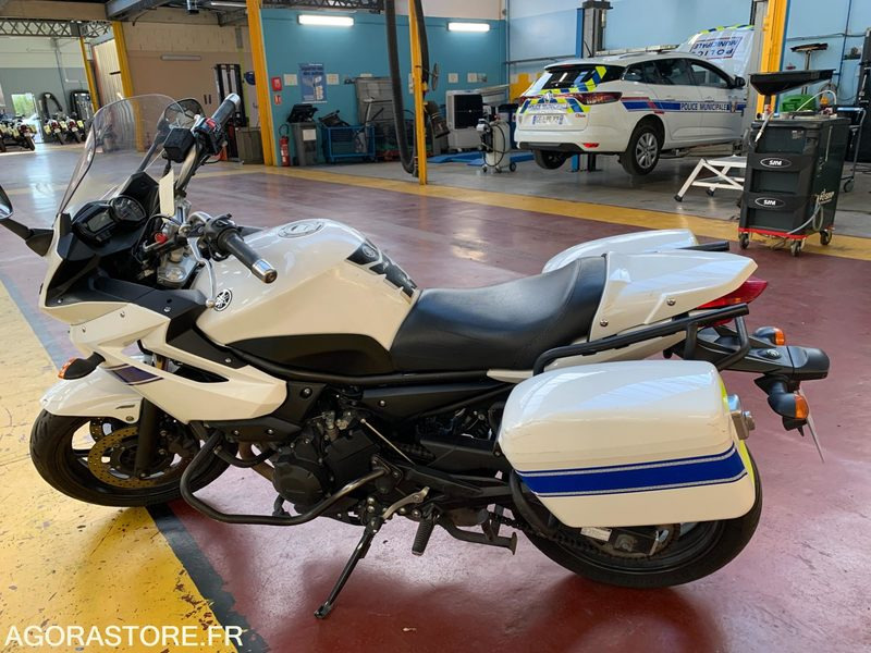 G MOTO XJ6 DQ-606-DY - Motocicleta: foto 3 G MOTO XJ6 DQ-606-DY - Motocicleta: foto 3