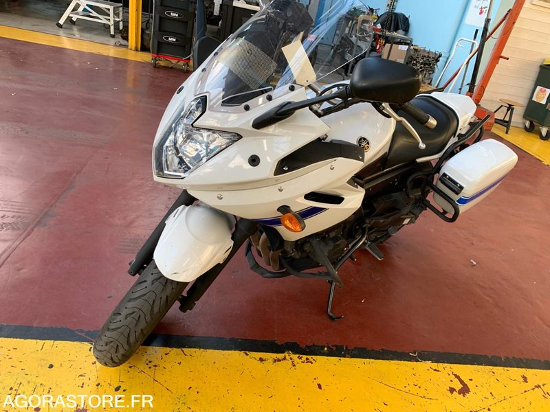 G MOTO XJ6 DQ-606-DY - Motocicleta: foto 1 G MOTO XJ6 DQ-606-DY - Motocicleta: foto 1