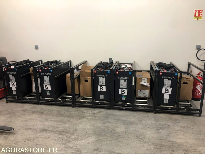 Gerbeur à plateforme élevable - Apilador: foto 4 Gerbeur à plateforme élevable - Apilador: foto 4