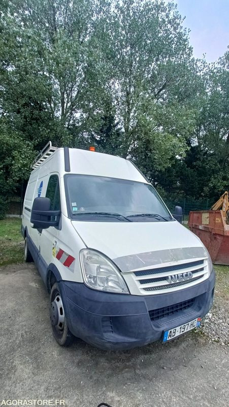 IVECO 50C15HV - Furgón: foto 1 IVECO 50C15HV - Furgón: foto 1