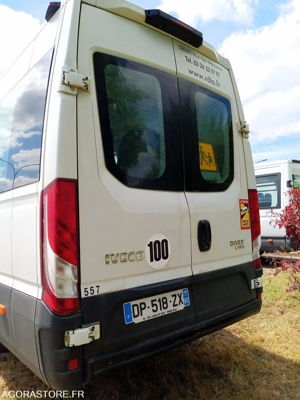 Iveco Daily Line - Minibús, Furgoneta de pasajeros: foto 3 Iveco Daily Line - Minibús, Furgoneta de pasajeros: foto 3