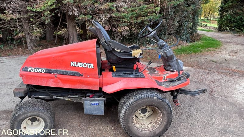 Kubota F3060 - Cortacésped: foto 1 Kubota F3060 - Cortacésped: foto 1