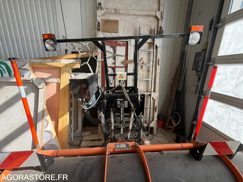 LAME A NEIGE AVEC FIXATION - Cuchilla quitanieves: foto 5 LAME A NEIGE AVEC FIXATION - Cuchilla quitanieves: foto 5