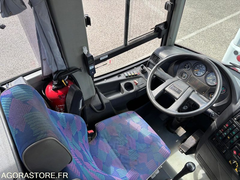 Lot de 3 minibus Mercedes mago et otokar navigo - Minibús, Furgoneta de pasajeros: foto 4 Lot de 3 minibus Mercedes mago et otokar navigo - Minibús, Furgoneta de pasajeros: foto 4