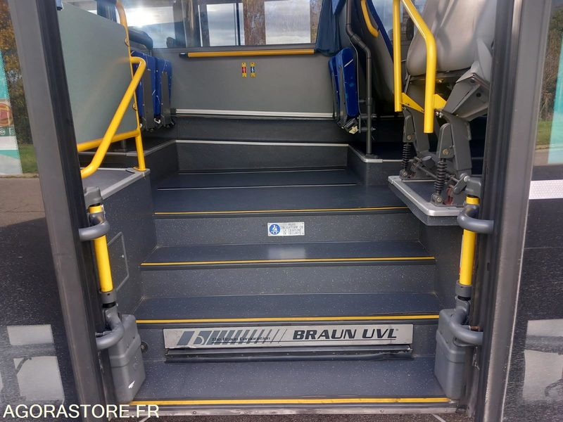 MERCEDES INTOURO N°083146 - Autobús escolar: foto 3 MERCEDES INTOURO N°083146 - Autobús escolar: foto 3