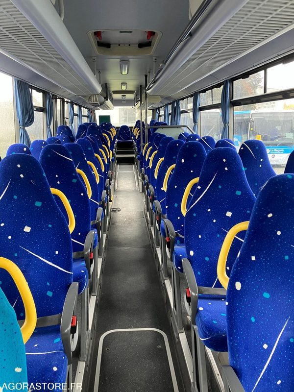 MERCEDES INTOURO N°103163 - Autobús escolar: foto 5 MERCEDES INTOURO N°103163 - Autobús escolar: foto 5