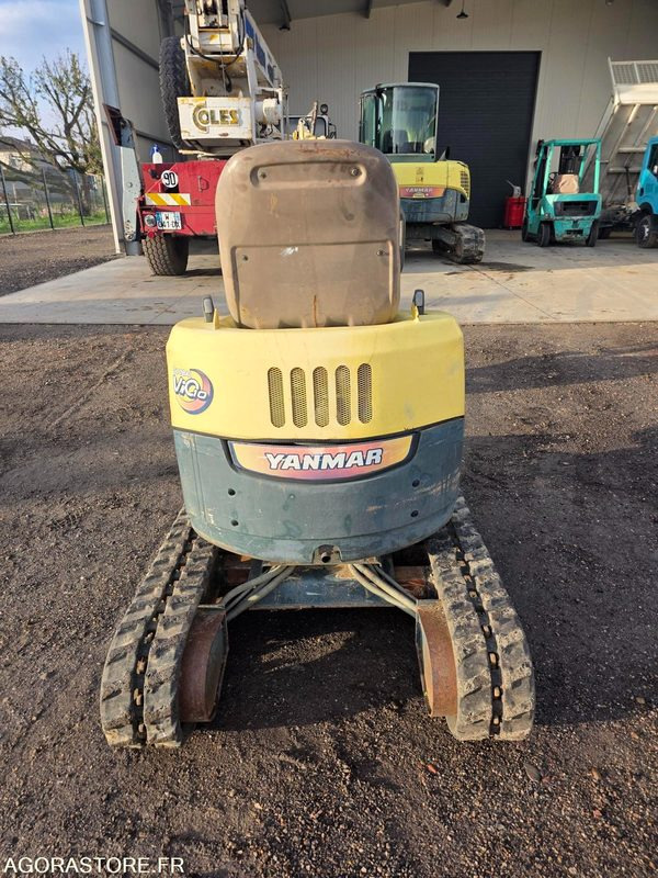 MINI-PELLE YANMAR VIO 10 - 2004 - 1952 HEURES - Miniexcavadora: foto 3 MINI-PELLE YANMAR VIO 10 - 2004 - 1952 HEURES - Miniexcavadora: foto 3