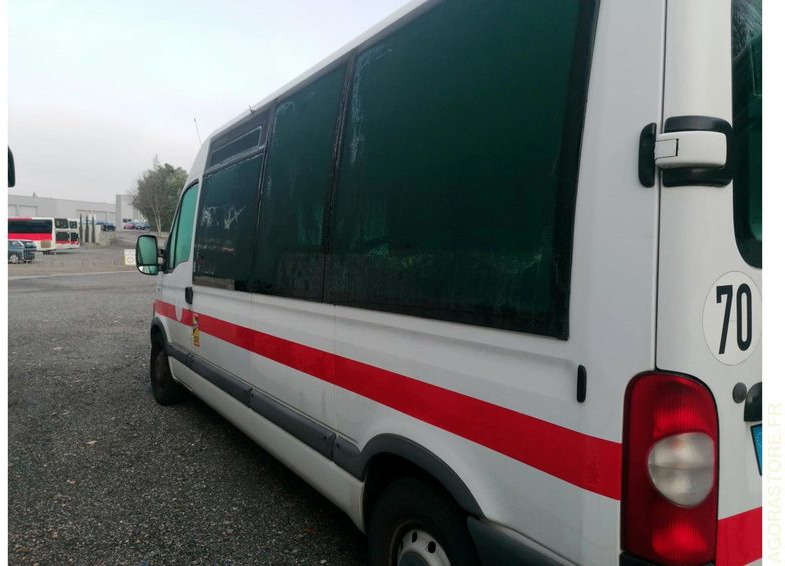 MINIBUS-RENAULT-MASTER-94740 (3102) MEC 2010/356076 KM- BA988TZ - Minibús, Furgoneta de pasajeros: foto 3 MINIBUS-RENAULT-MASTER-94740 (3102) MEC 2010/356076 KM- BA988TZ - Minibús, Furgoneta de pasajeros: foto 3