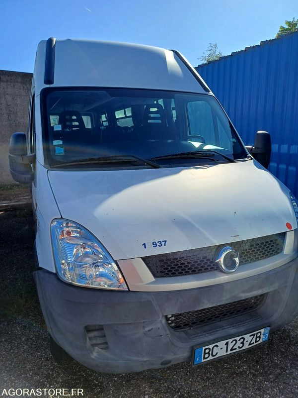 MINICAR DAILY - N°19937 - MEC 2010 -258009KM BC-123-ZB - Minibús, Furgoneta de pasajeros: foto 2 MINICAR DAILY - N°19937 - MEC 2010 -258009KM BC-123-ZB - Minibús, Furgoneta de pasajeros: foto 2