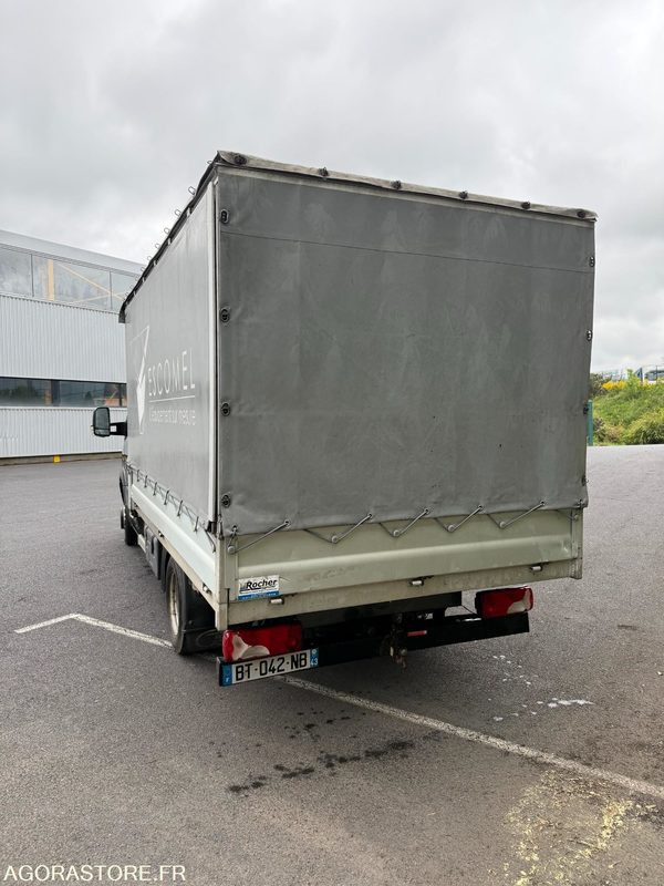 Mercedes Sprinter 519 empattement 3700 mm - 2011 - 258306KM - Furgón: foto 5 Mercedes Sprinter 519 empattement 3700 mm - 2011 - 258306KM - Furgón: foto 5
