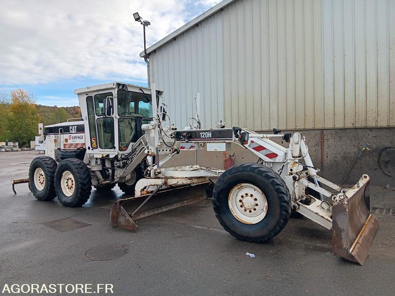 NIVELEUSE - CATERPILLAR 120 VHP 2007 / 11 955 Heures (M4979) - Grader: foto 2 NIVELEUSE - CATERPILLAR 120 VHP 2007 / 11 955 Heures (M4979) - Grader: foto 2